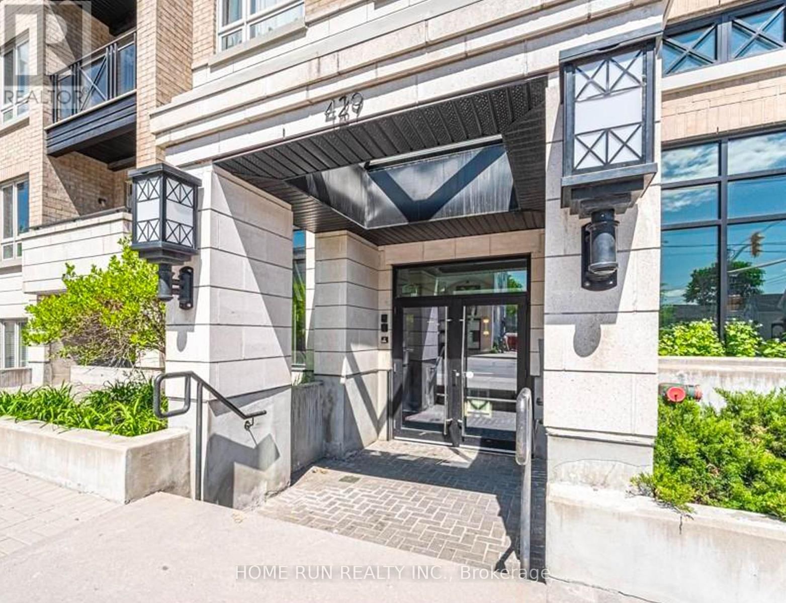 323 - 429 KENT STREET Image 29