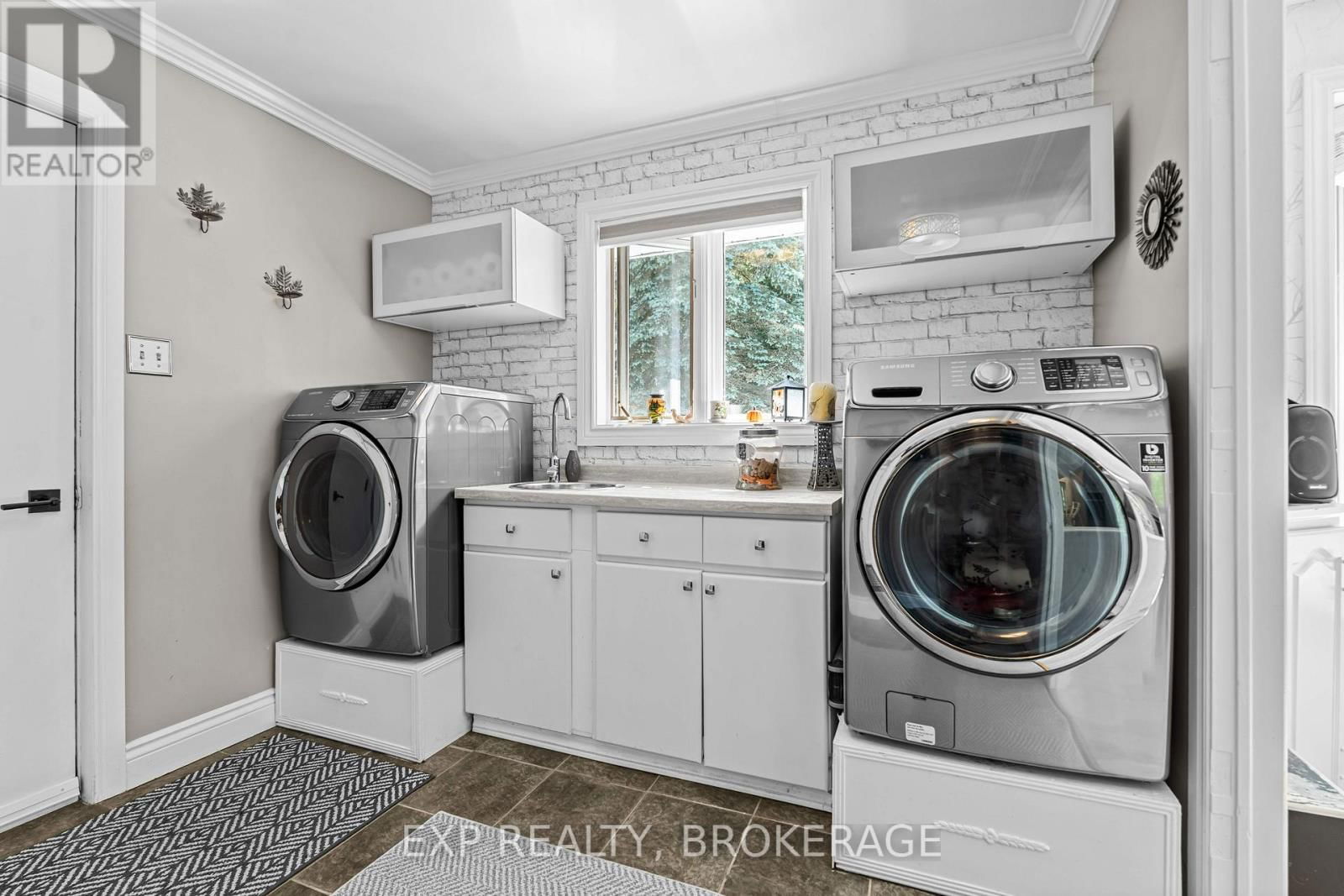 5525 RIDEAU ROAD Image 15
