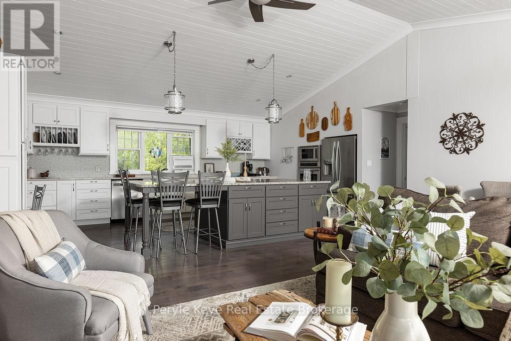 118 ROBIN ROAD Image 14