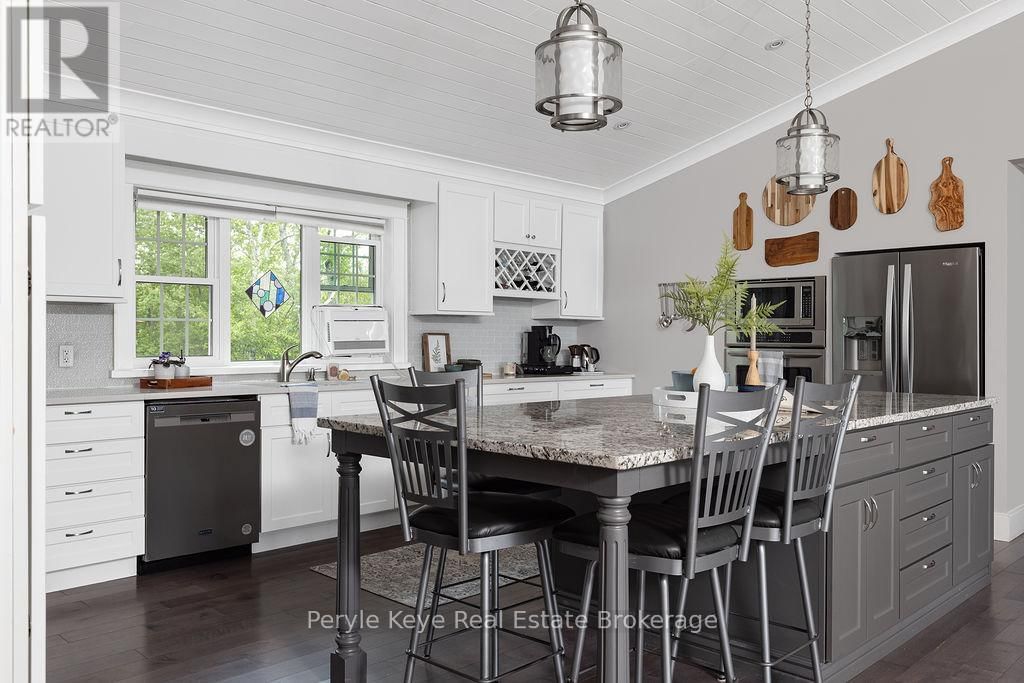 118 ROBIN ROAD Image 16