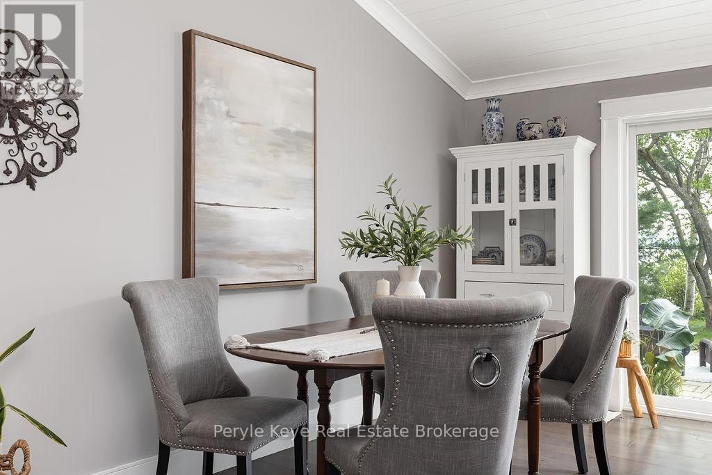 118 ROBIN ROAD Image 18