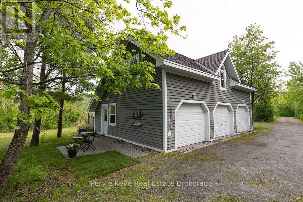 118 ROBIN ROAD Image 28