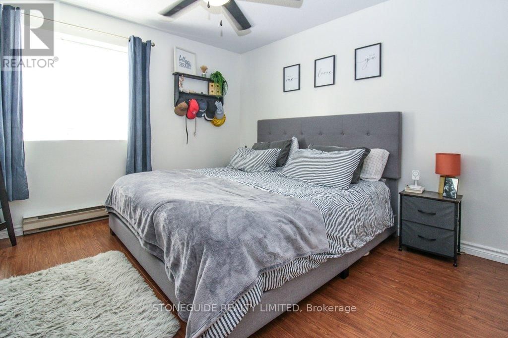 113 - 475 PARKHILL ROAD WEST Image 21