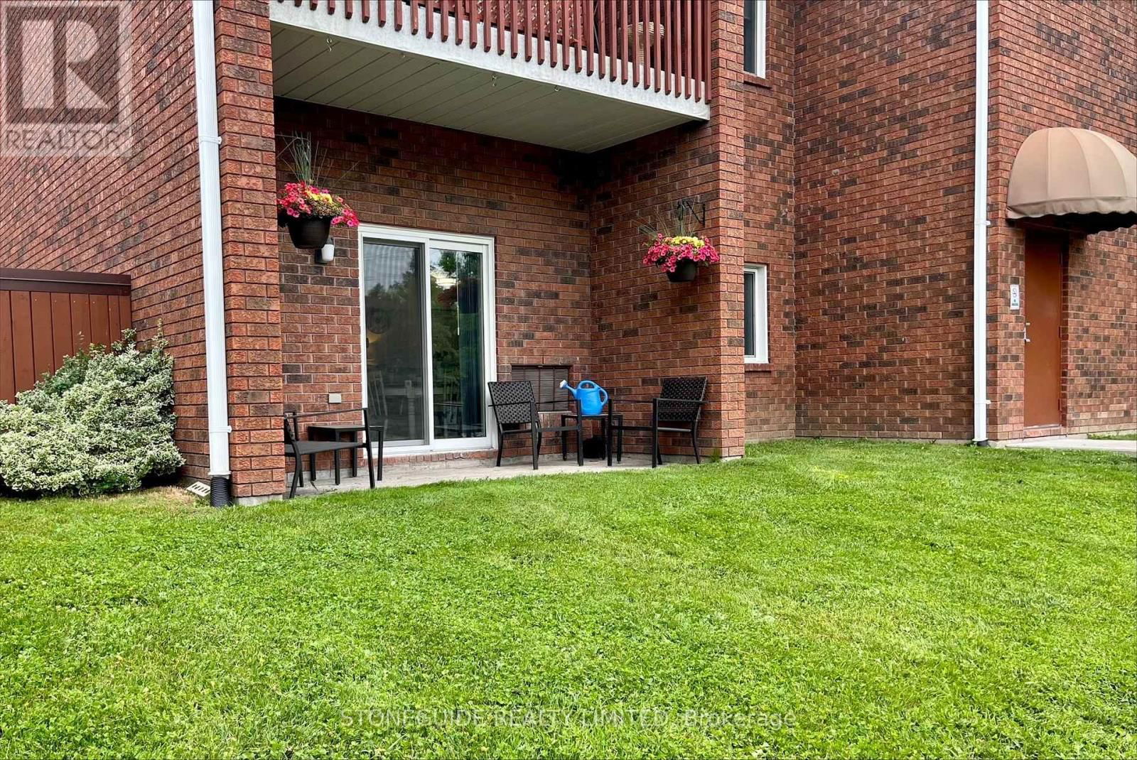 113 - 475 PARKHILL ROAD WEST Image 28