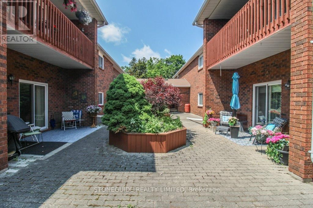 113 - 475 PARKHILL ROAD WEST Image 30