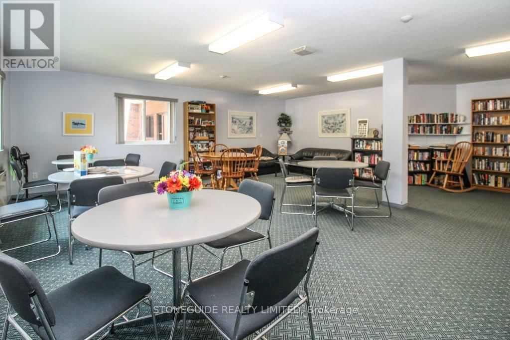 113 - 475 PARKHILL ROAD WEST Image 38