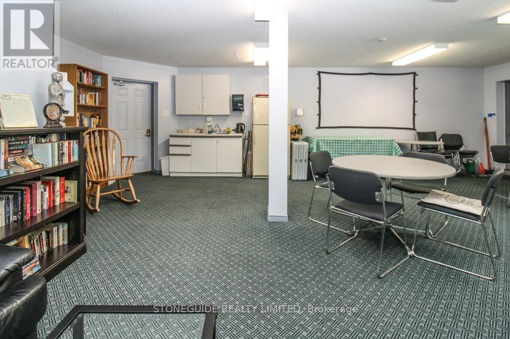113 - 475 PARKHILL ROAD WEST Image 39