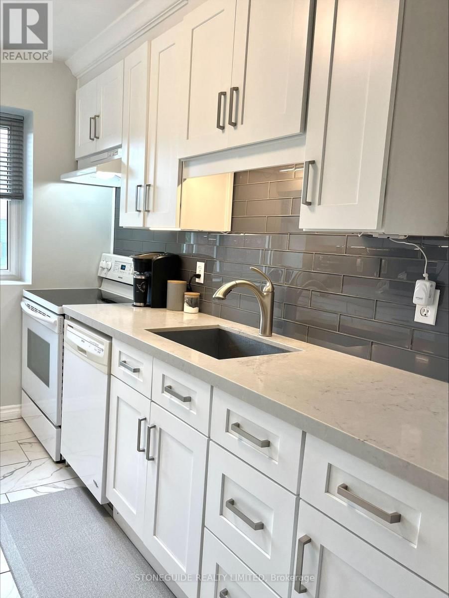 113 - 475 PARKHILL ROAD WEST Image 5