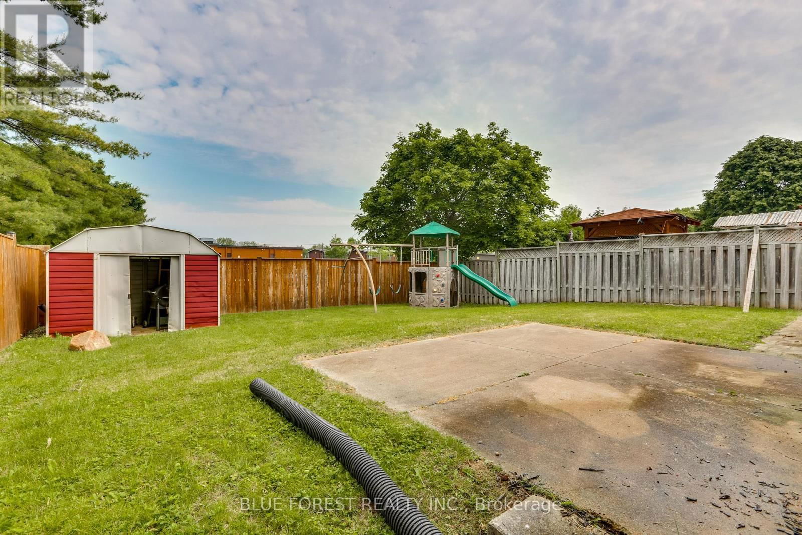 52 GLENDALE AVENUE Image 30