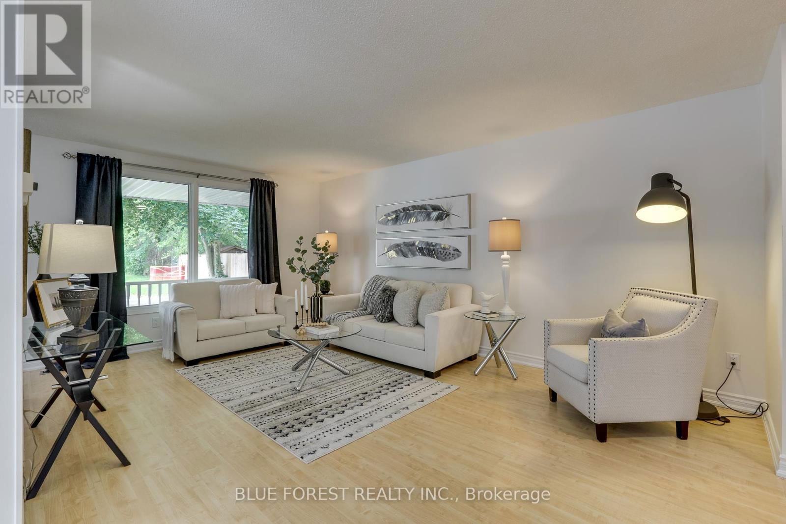 52 GLENDALE AVENUE Image 4