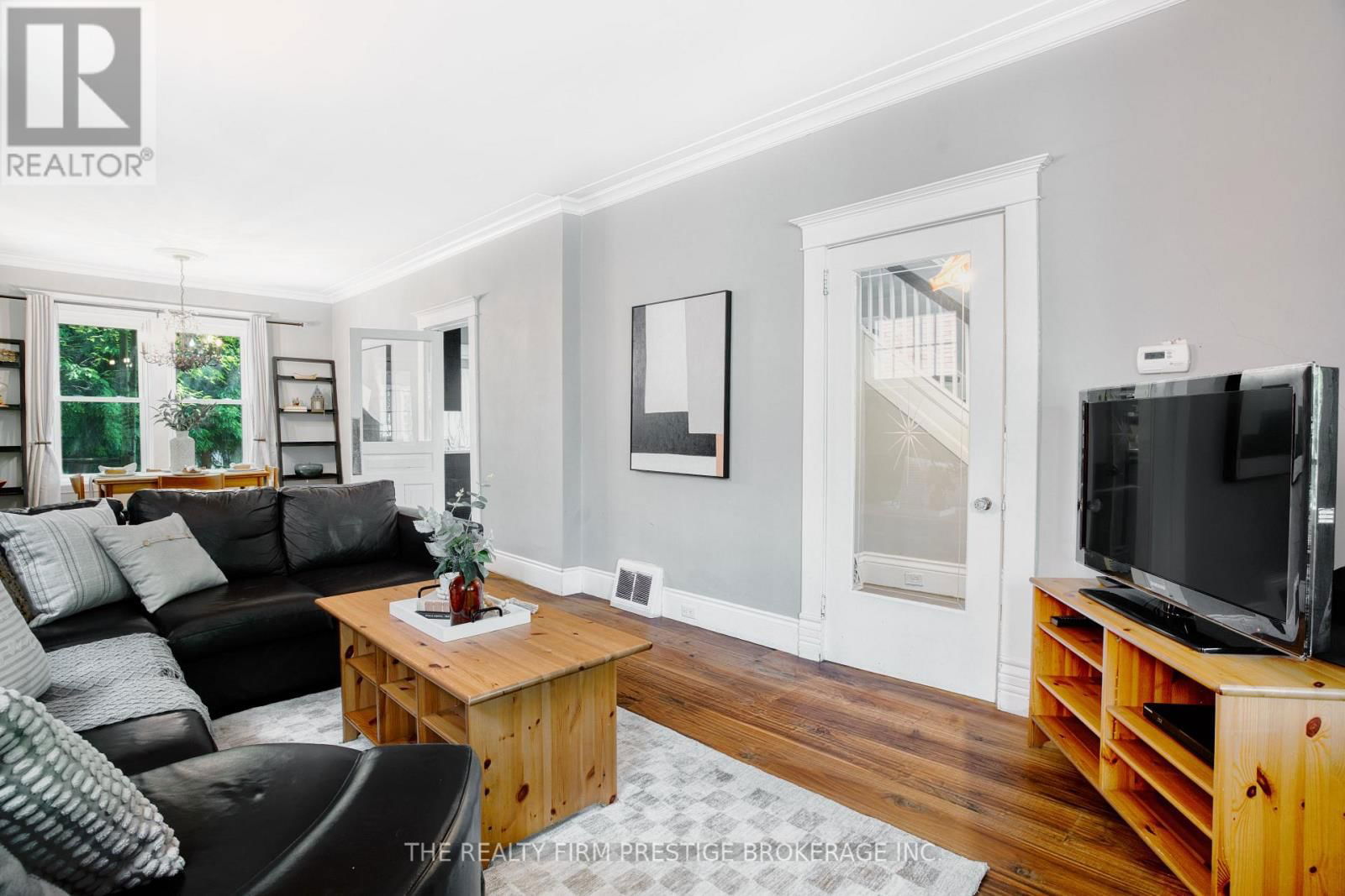 42 EVERGREEN AVENUE Image 14
