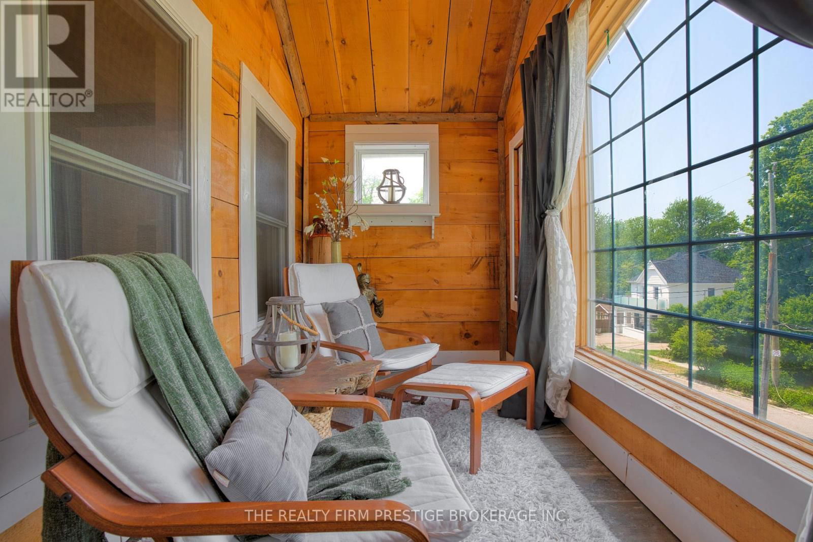 42 EVERGREEN AVENUE Image 26