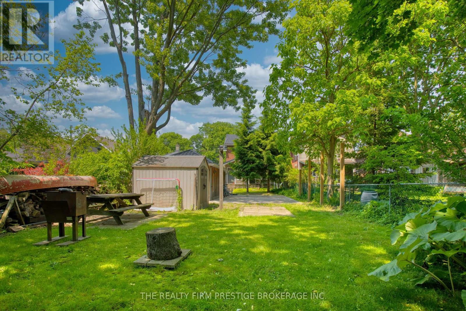 42 EVERGREEN AVENUE Image 41