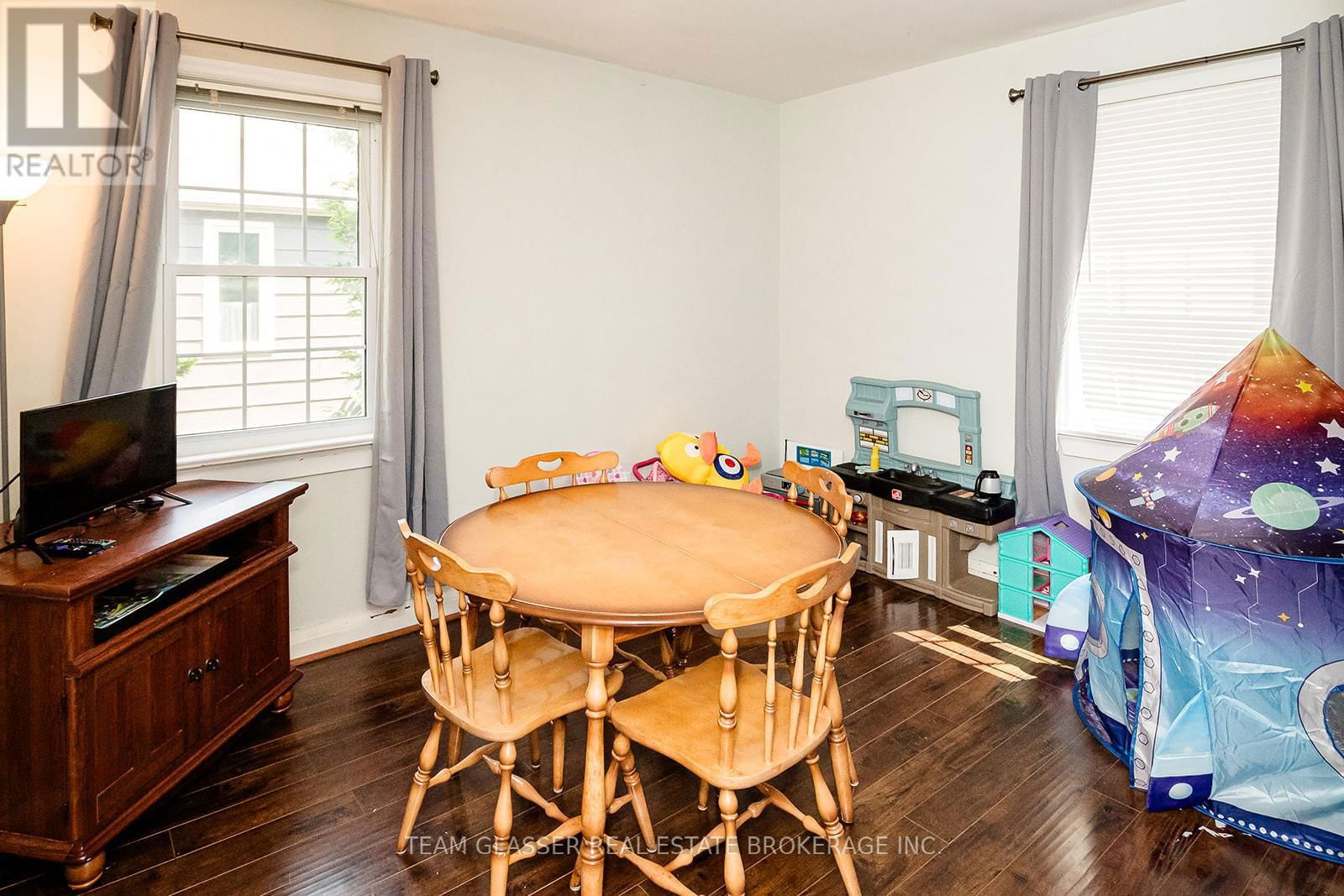 47 MURRAY STREET Image 12
