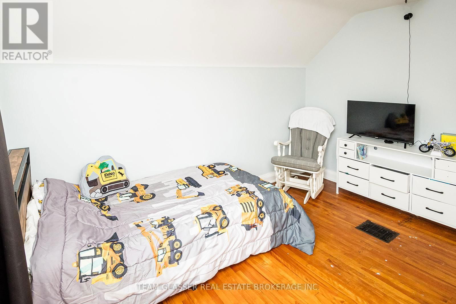 47 MURRAY STREET Image 15