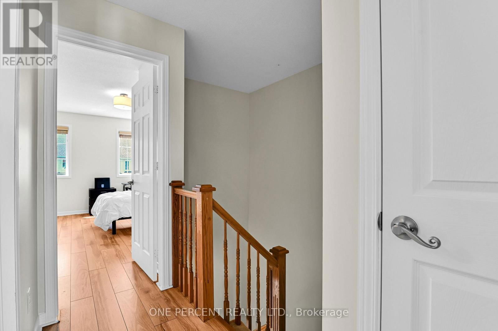 2572 ALANIS PRIVATE Image 21