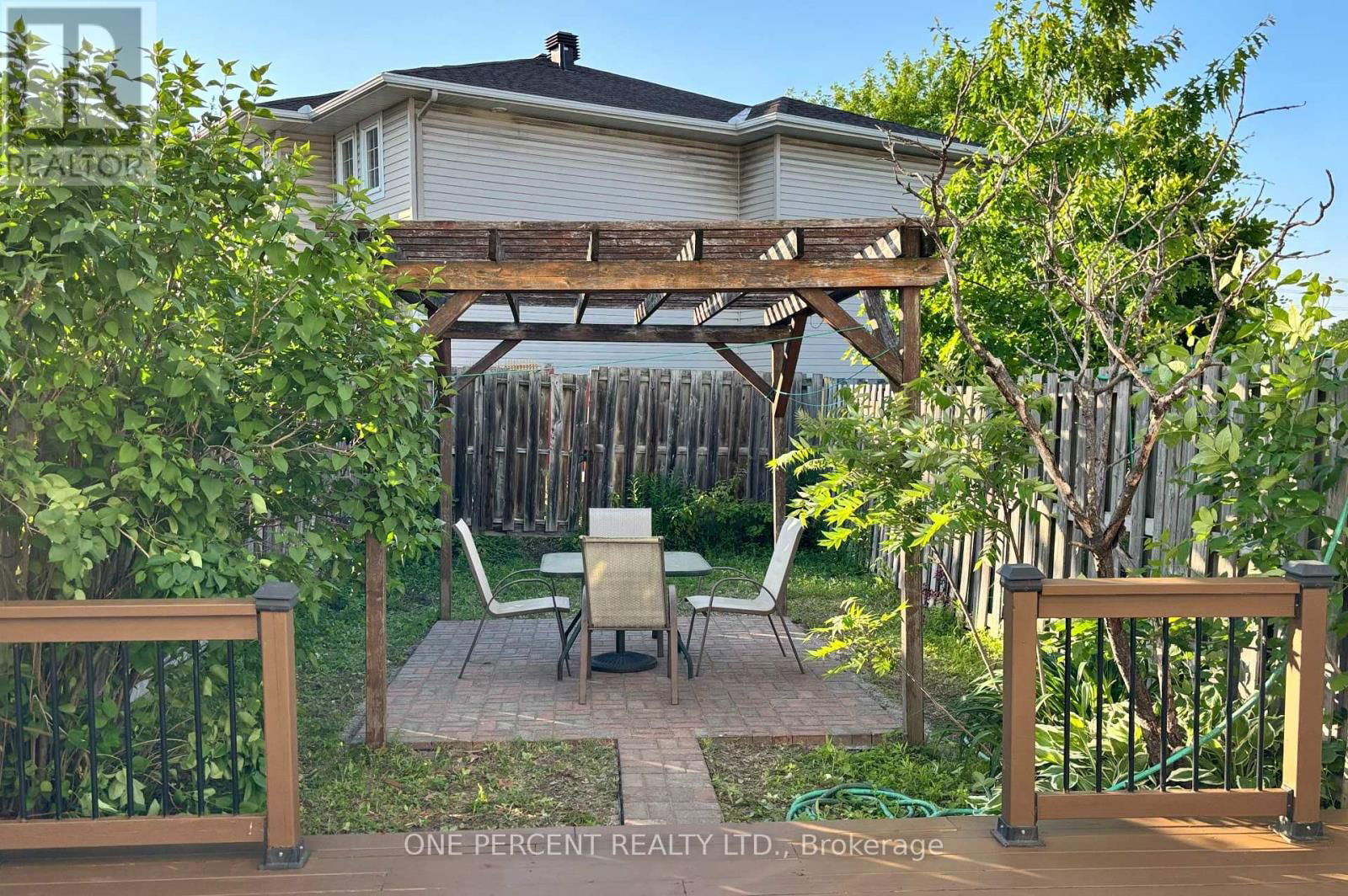 2572 ALANIS PRIVATE Image 33