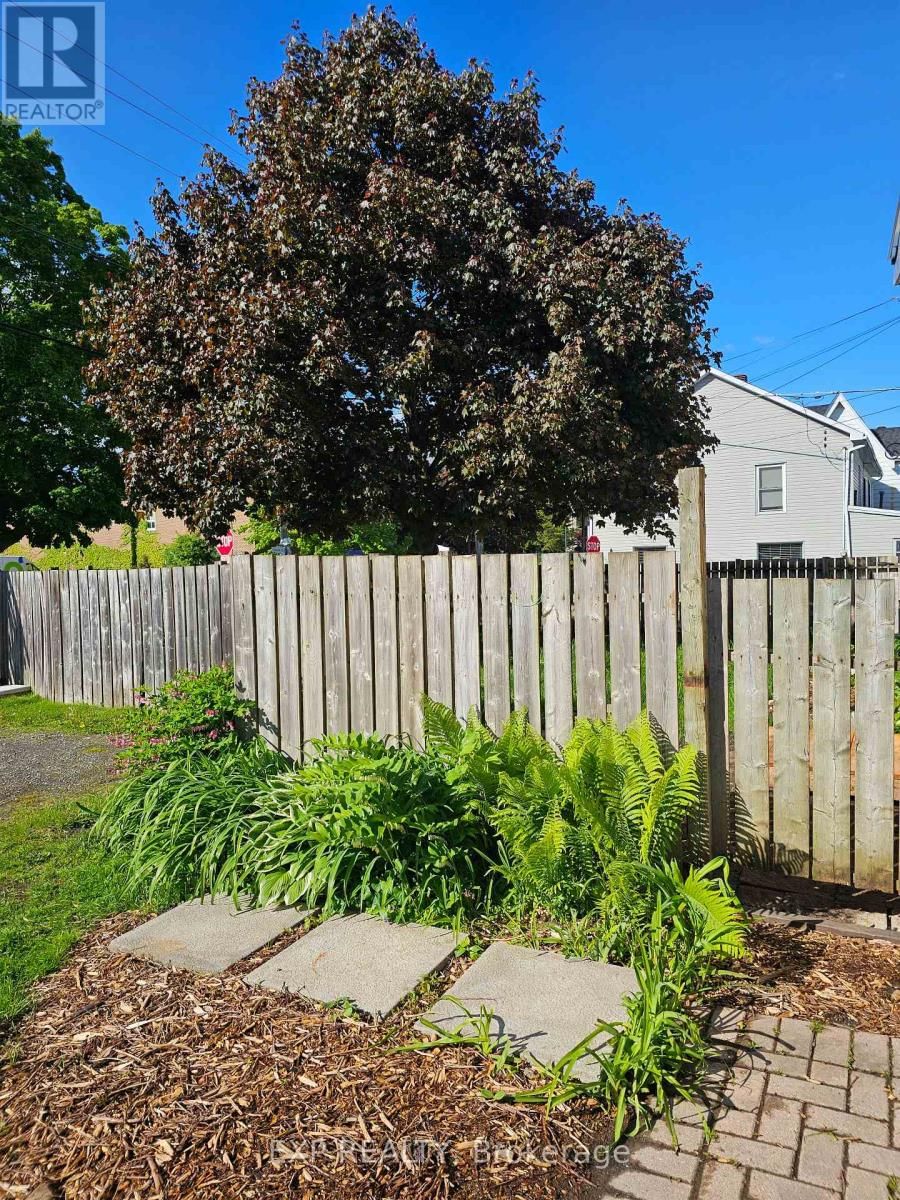60 JOHN STREET Image 29