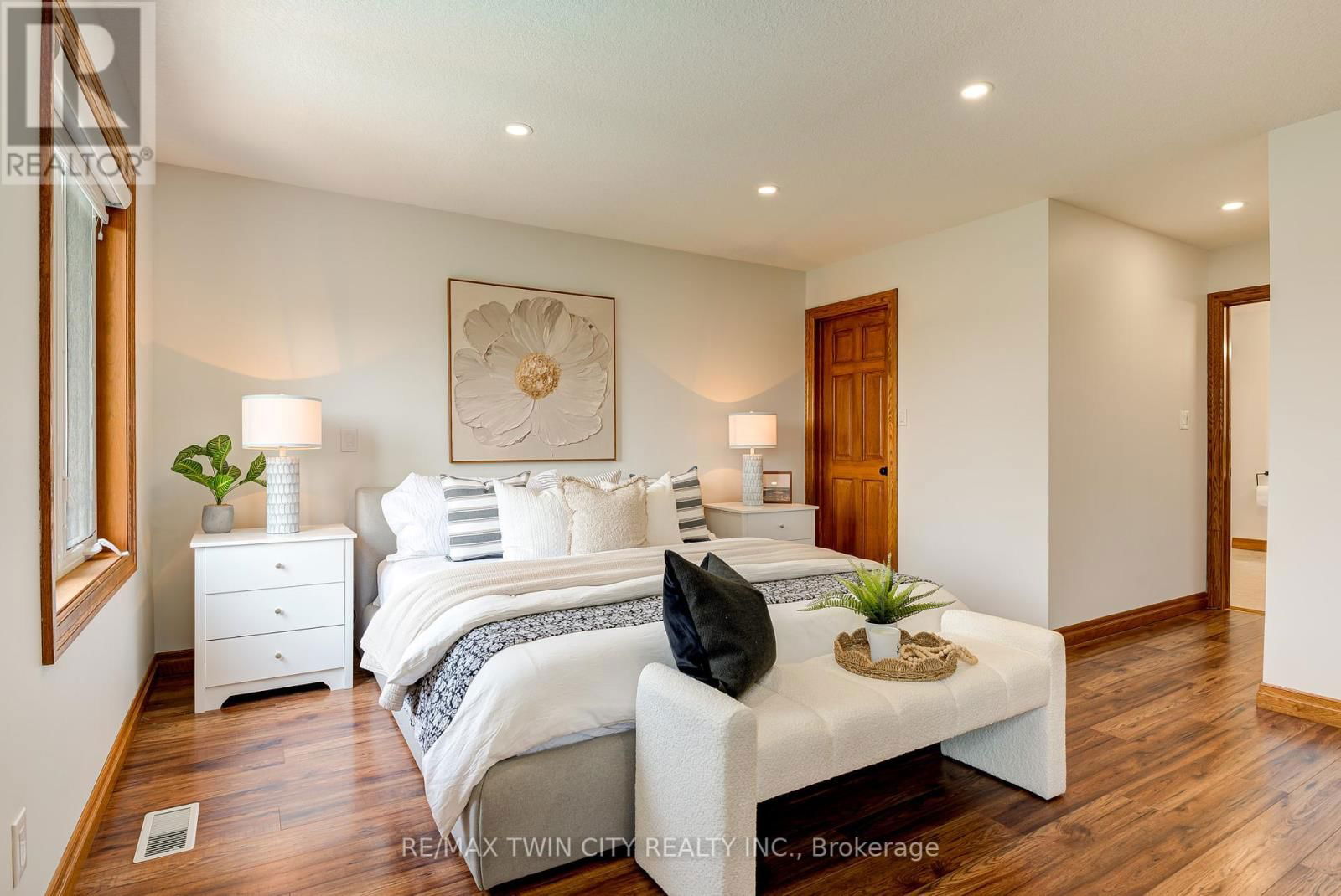 10 ELDALE ROAD Image 21