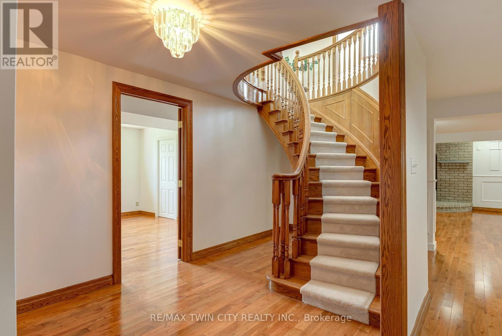 10 ELDALE ROAD Image 29