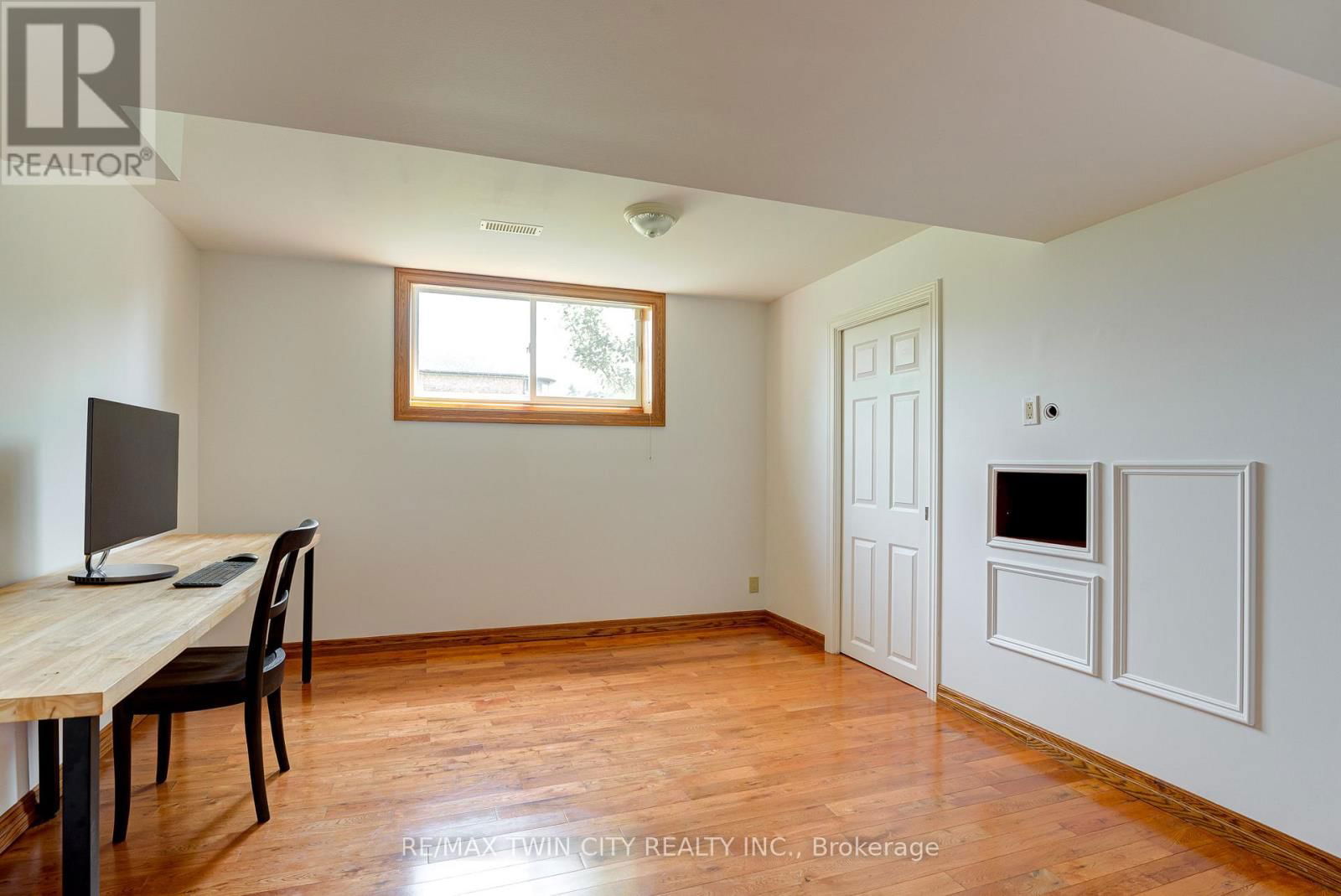 10 ELDALE ROAD Image 32