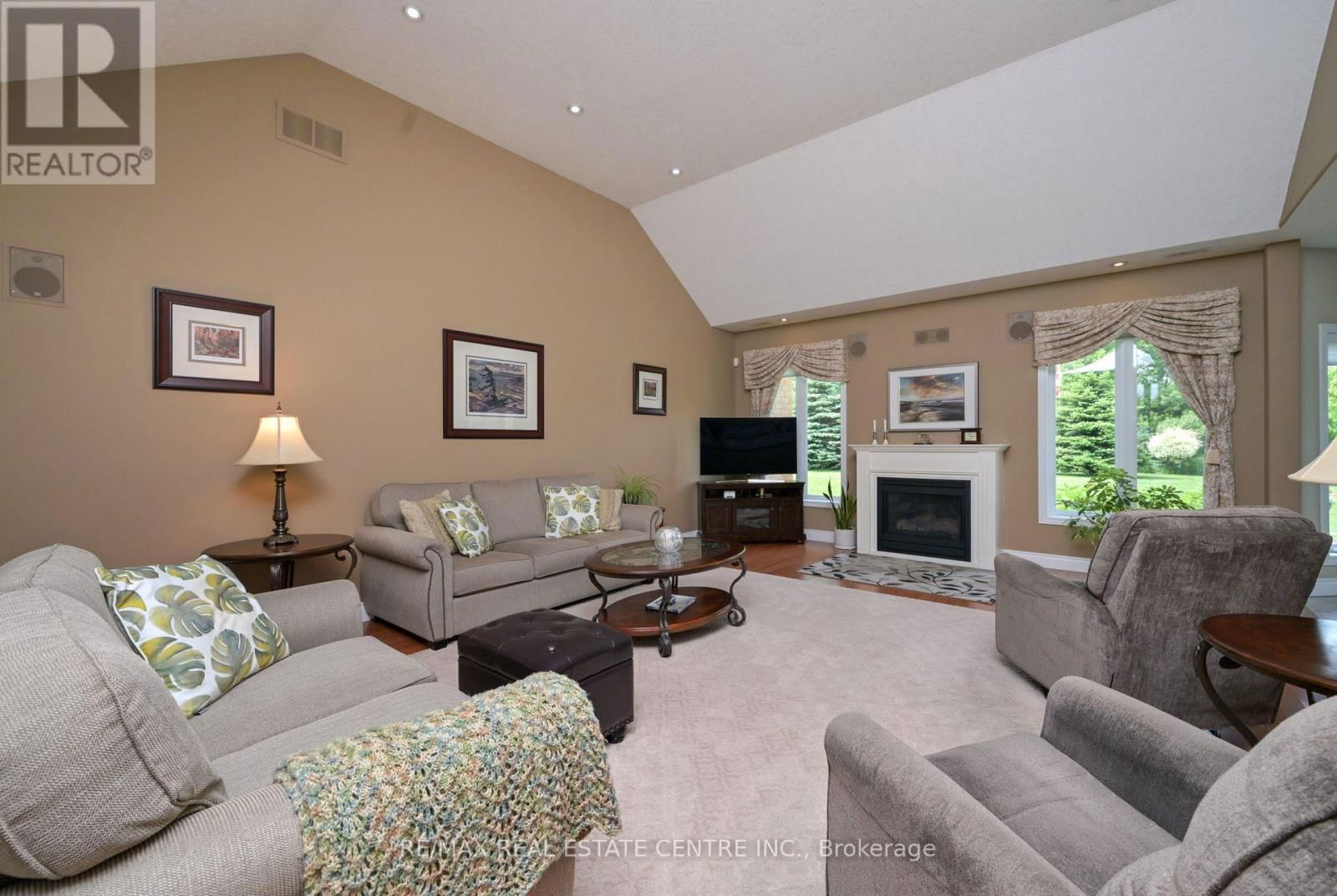 40 BROOKHAVEN CRESCENT Image 10