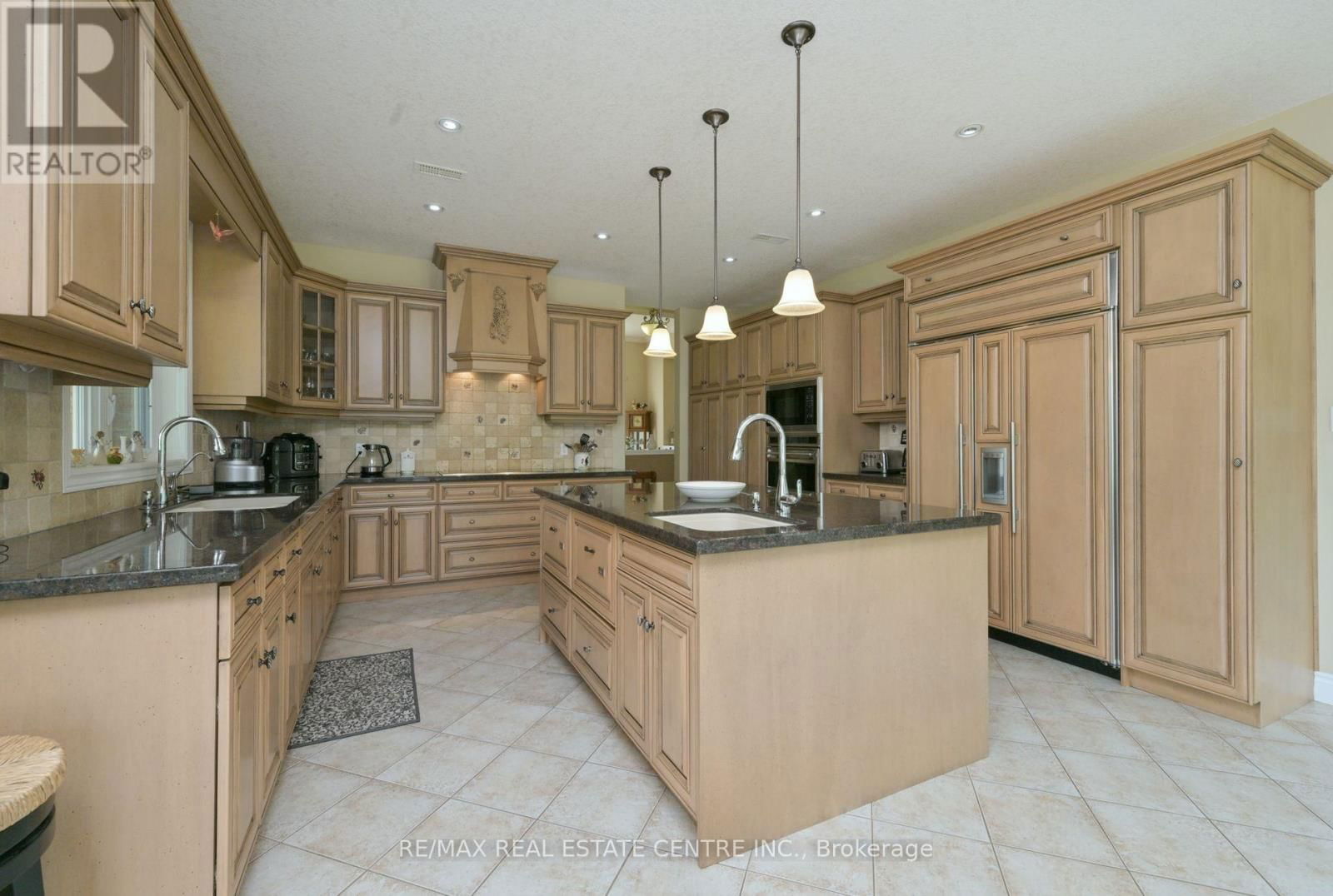 40 BROOKHAVEN CRESCENT Image 14