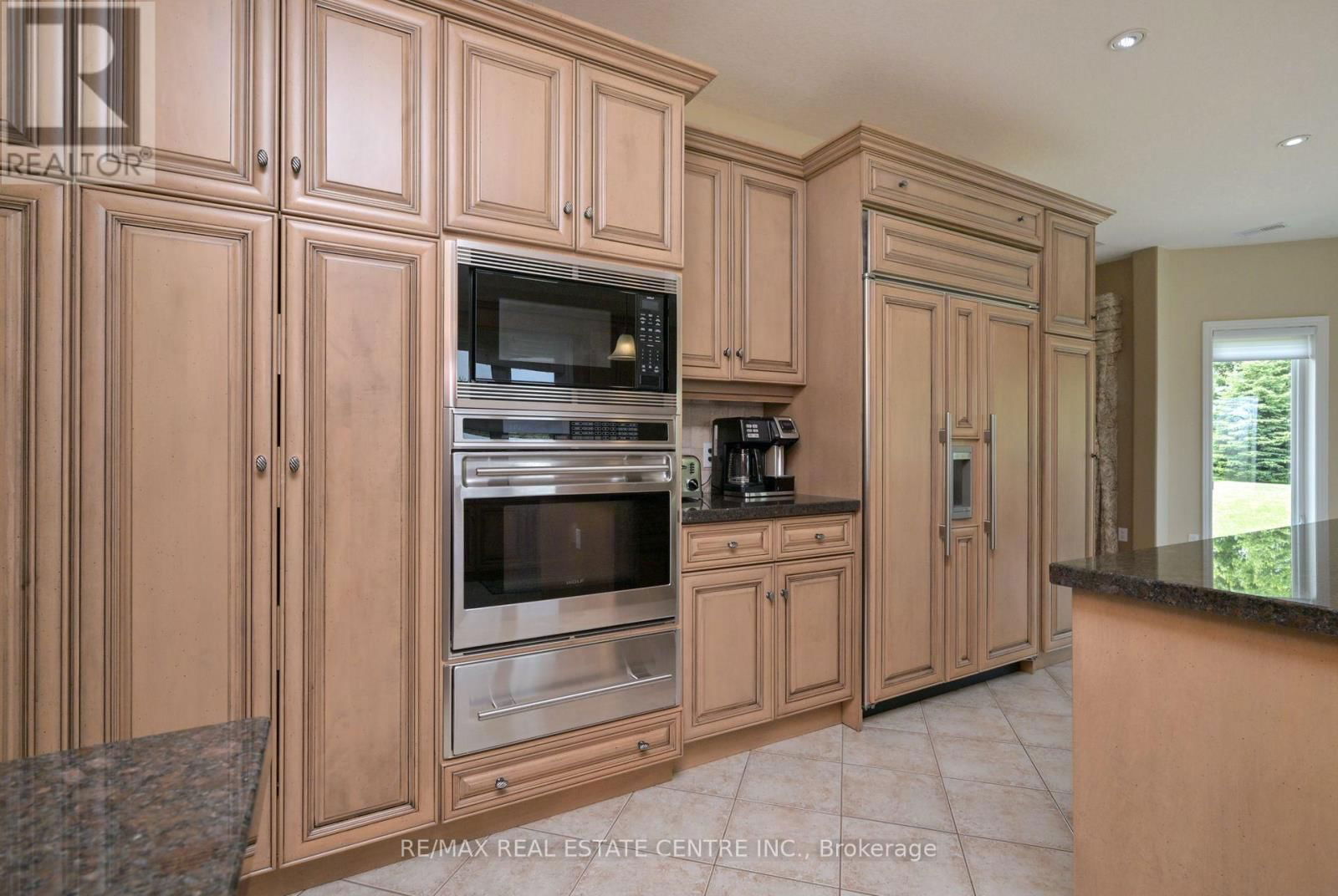 40 BROOKHAVEN CRESCENT Image 17