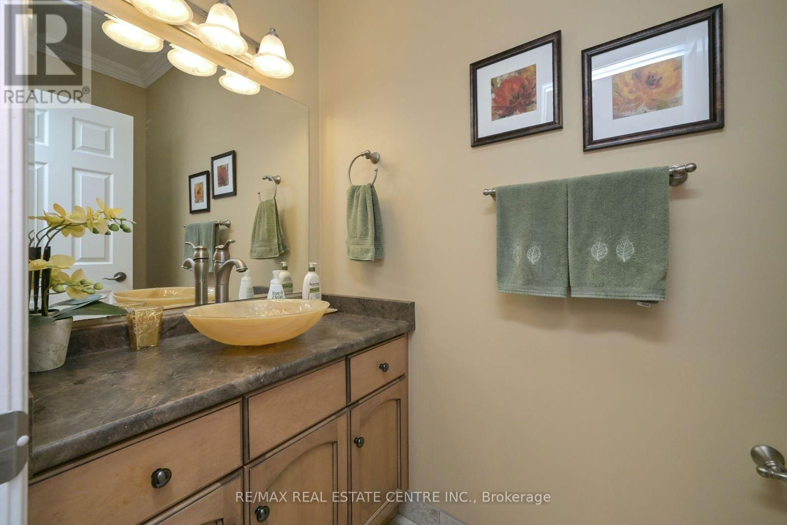 40 BROOKHAVEN CRESCENT Image 27
