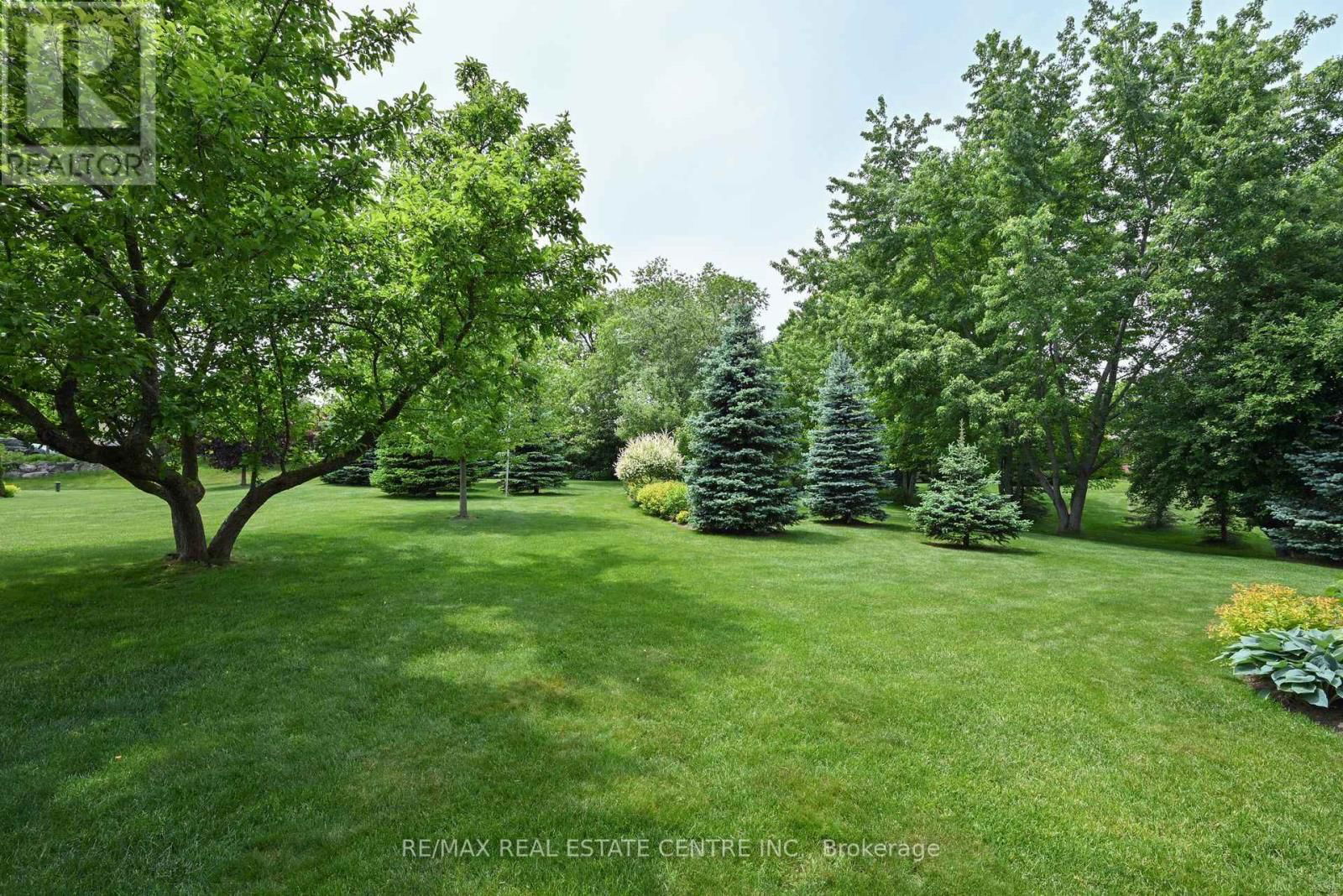 40 BROOKHAVEN CRESCENT Image 39
