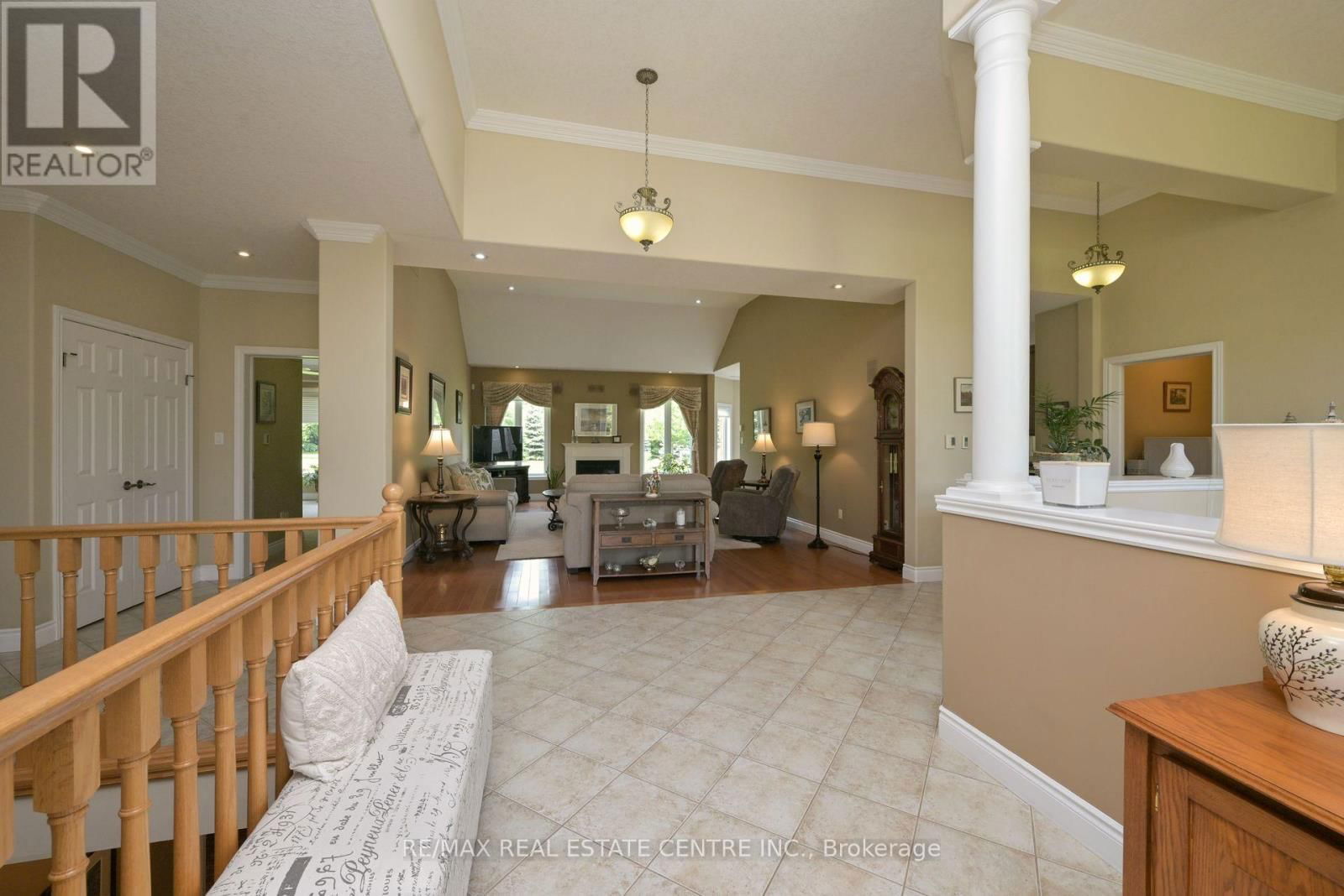 40 BROOKHAVEN CRESCENT Image 7