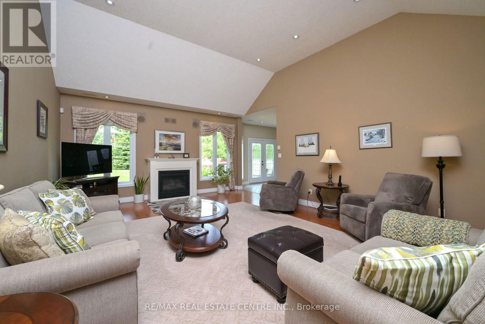 40 BROOKHAVEN CRESCENT Image 9