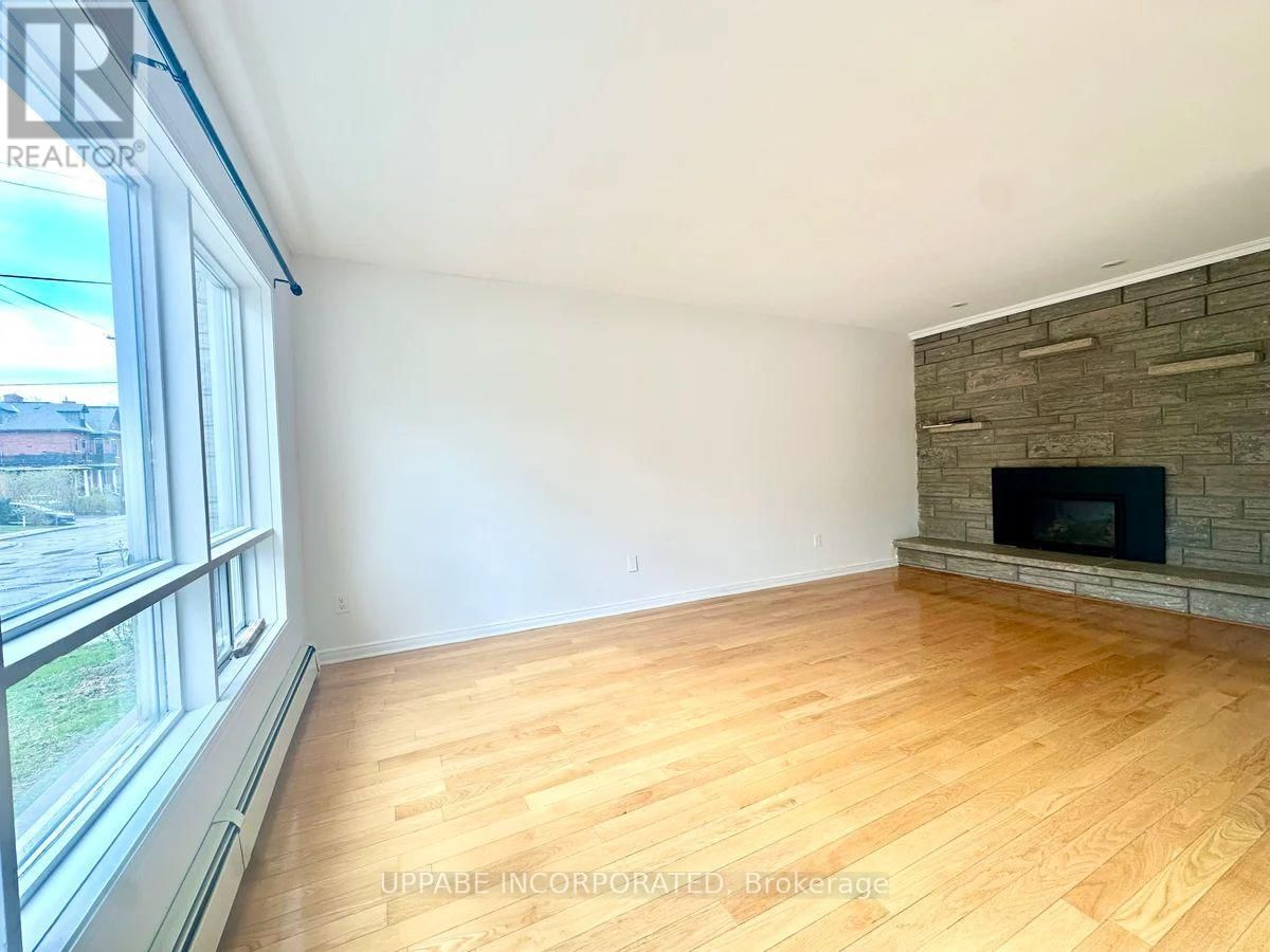 3 - 225 COBOURG STREET Image 6