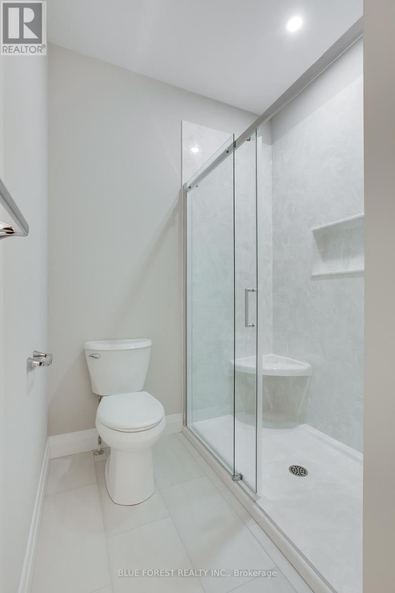 140 SHIRLEY STREET Image 21