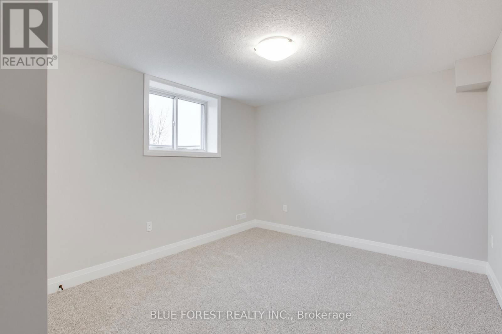140 SHIRLEY STREET Image 27