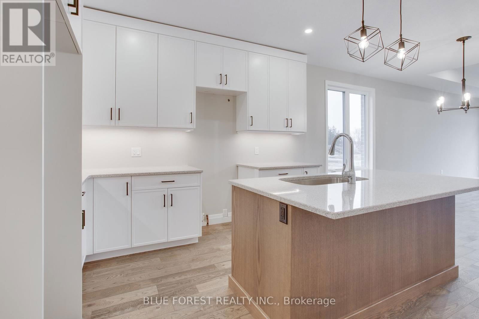 140 SHIRLEY STREET Image 8