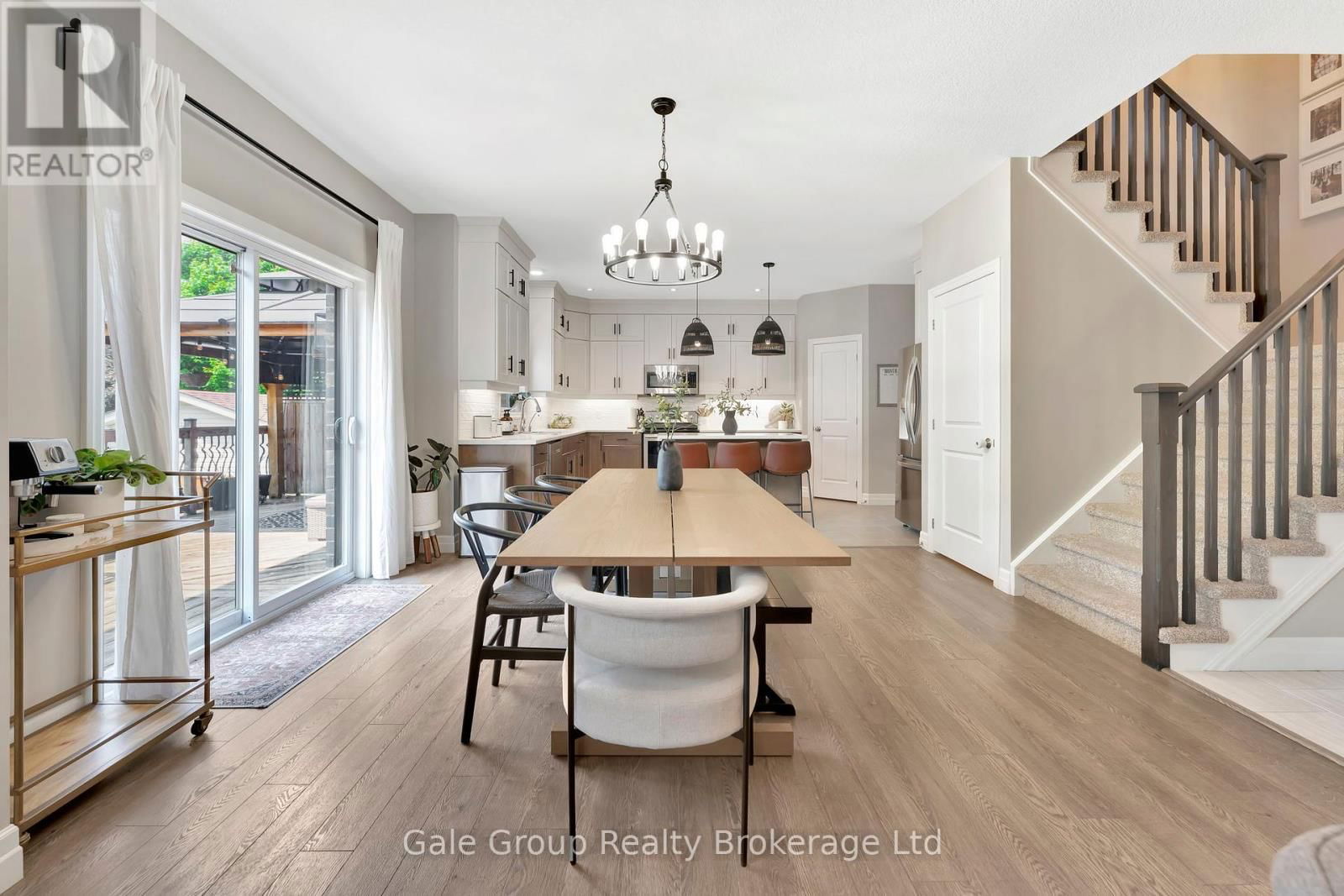 35 HENRY STREET Image 10