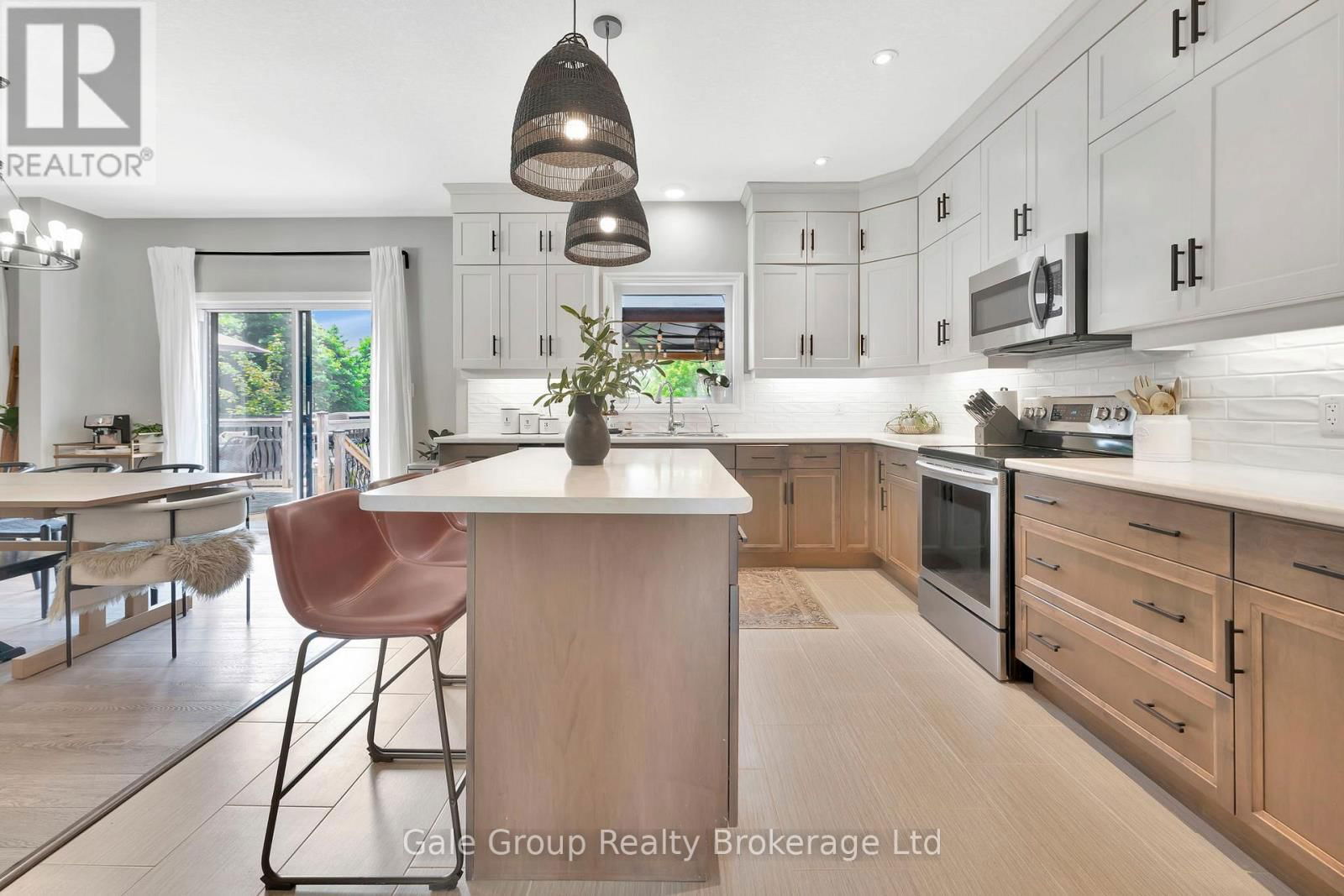 35 HENRY STREET Image 6