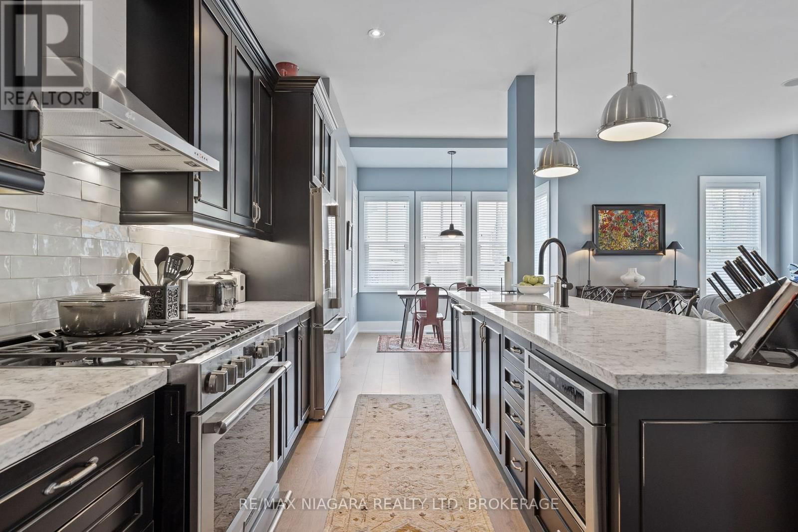 12 MURRAY STREET Image 17