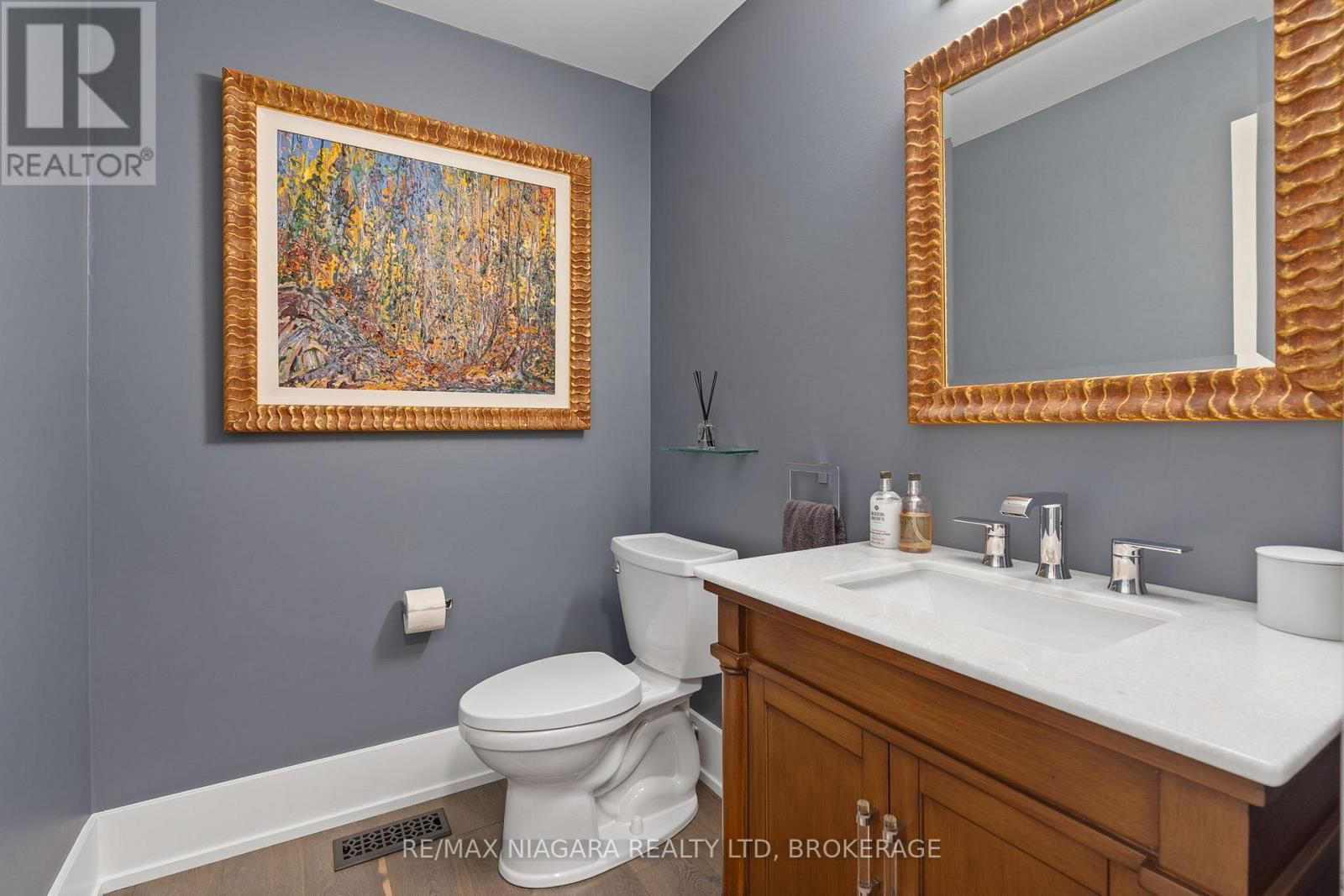 12 MURRAY STREET Image 21