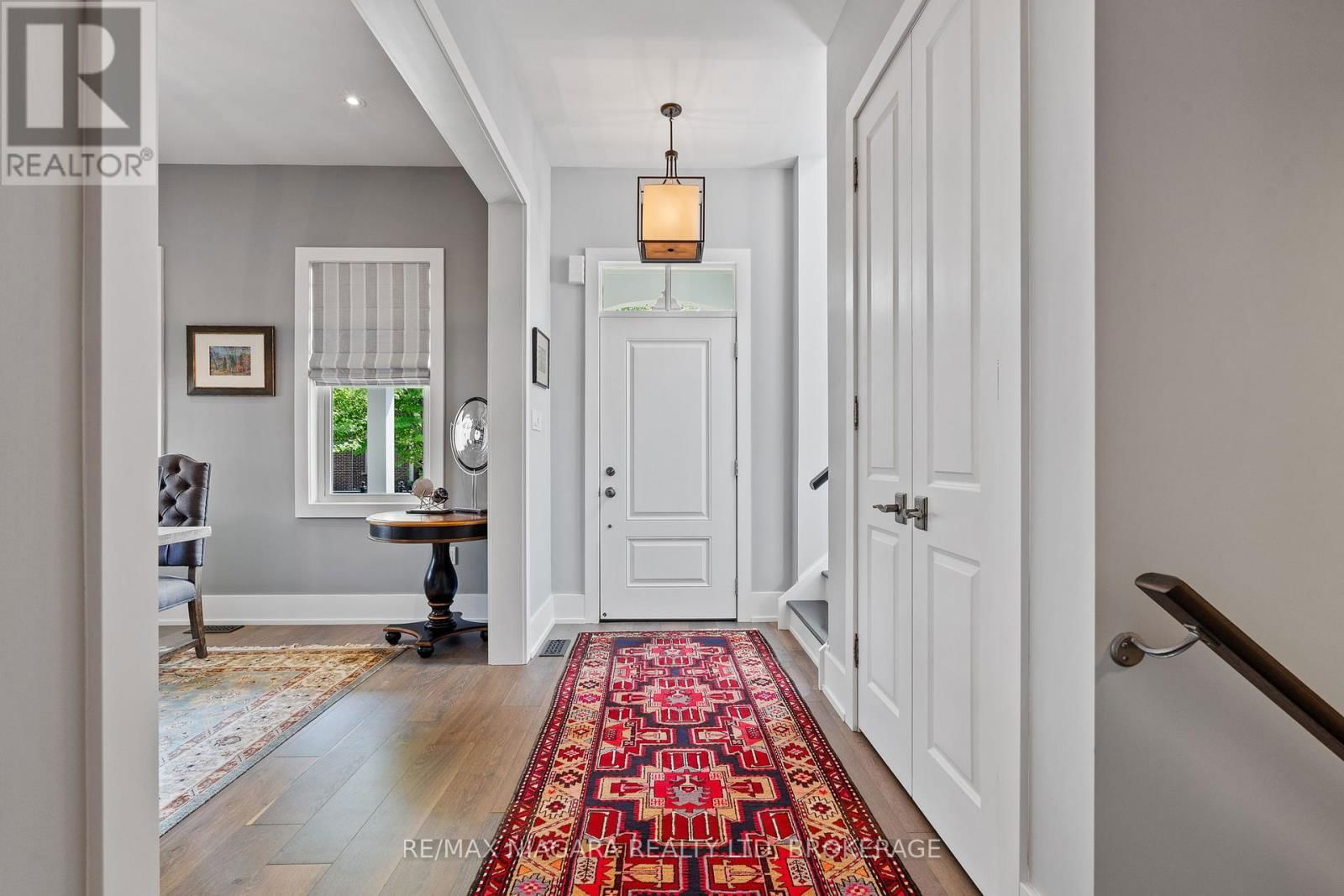 12 MURRAY STREET Image 7