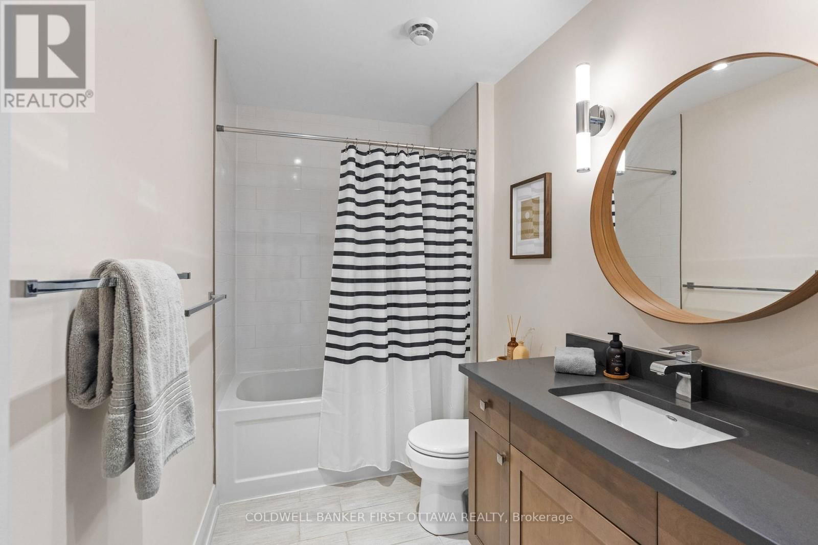 107 POPLIN STREET Image 15