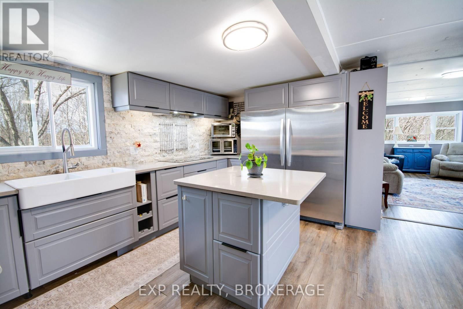 2624 GREEN BAY ROAD Image 9