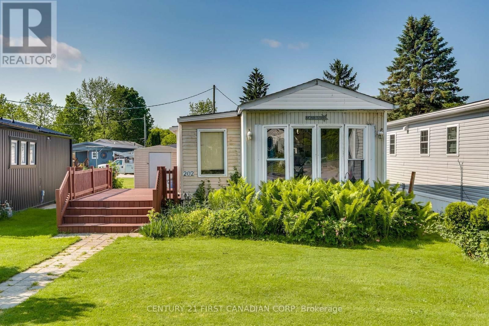 202 - 198 SPRINGBANK DRIVE Image 1