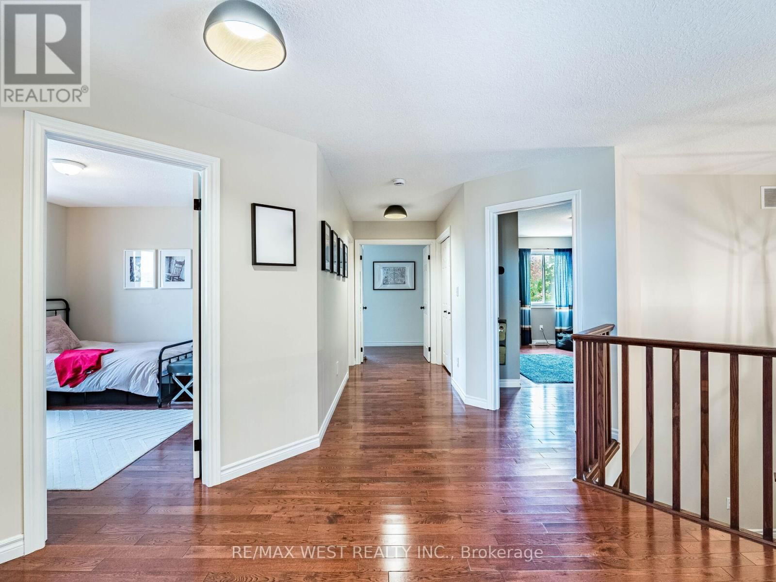 19 BOWEN DRIVE Image 16