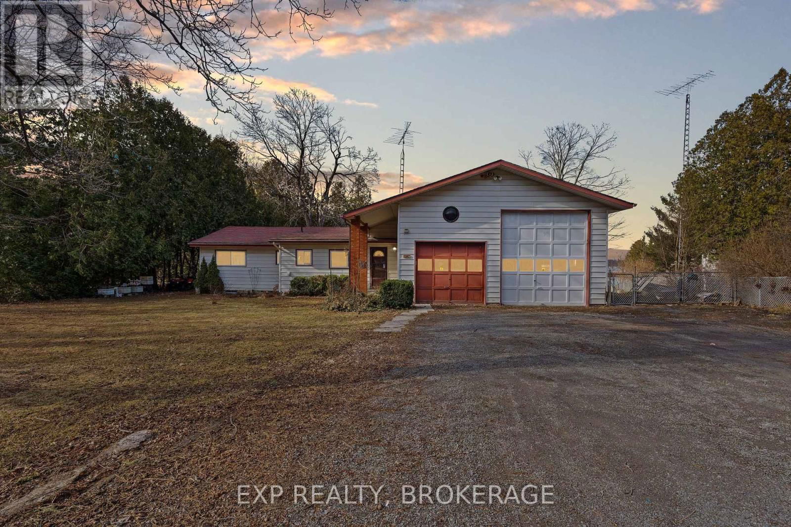 4205 MAPLE DRIVE Image 12