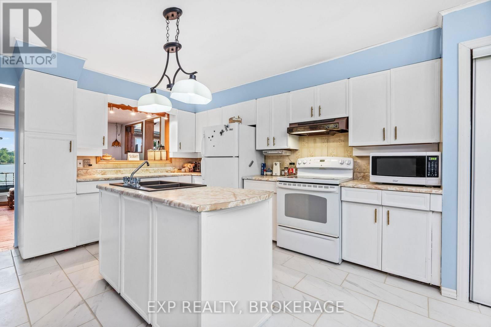 4205 MAPLE DRIVE Image 18