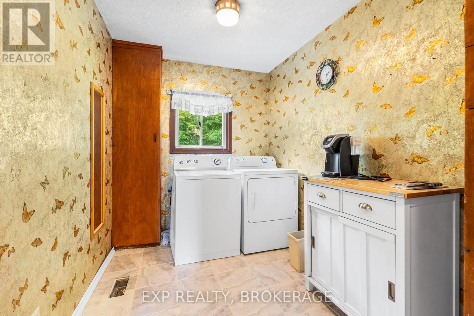 4205 MAPLE DRIVE Image 20