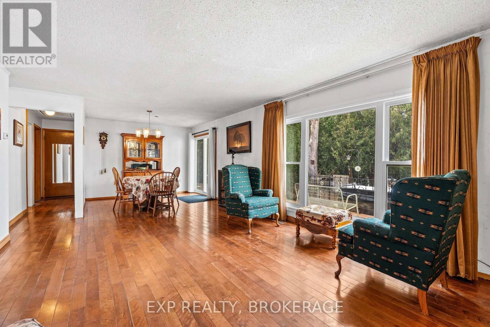 4205 MAPLE DRIVE Image 28