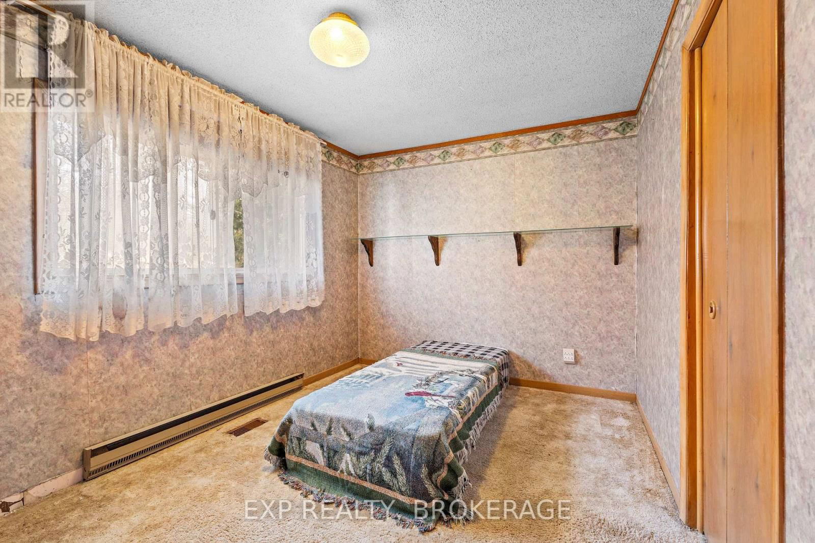4205 MAPLE DRIVE Image 30